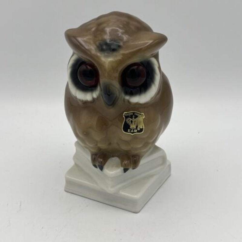 VINTAGE GOLDEN CROWN E&R 1884 RED EYED OWL PORCELAIN DESK DECORATION GERMANY